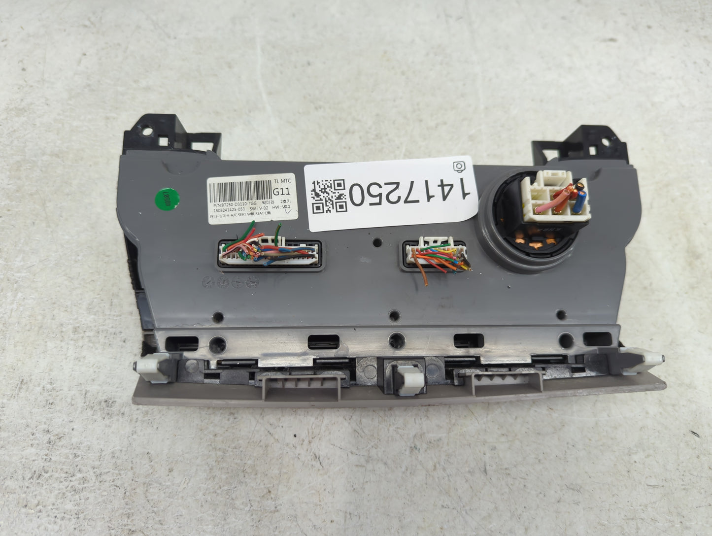 2016-2018 Hyundai Tucson Climate Control Module Temperature AC/Heater Replacement P/N:97250-D3110 Fits Fits 2016 2017 2018 O
