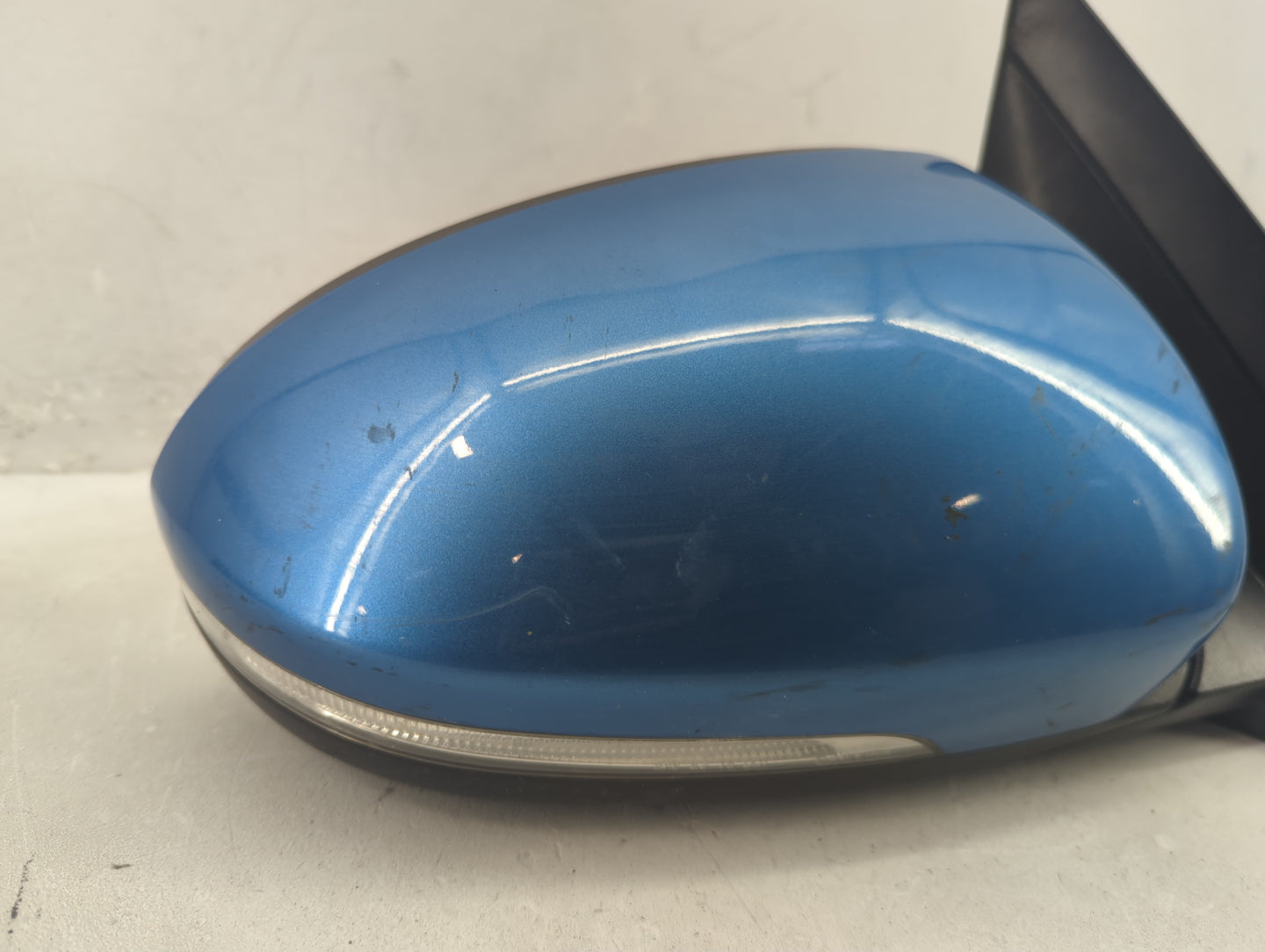 2016-2018 Hyundai Tucson Passenger Side View Mirror - Right Door Mirror OEM Used - Oemusedautoparts1.com