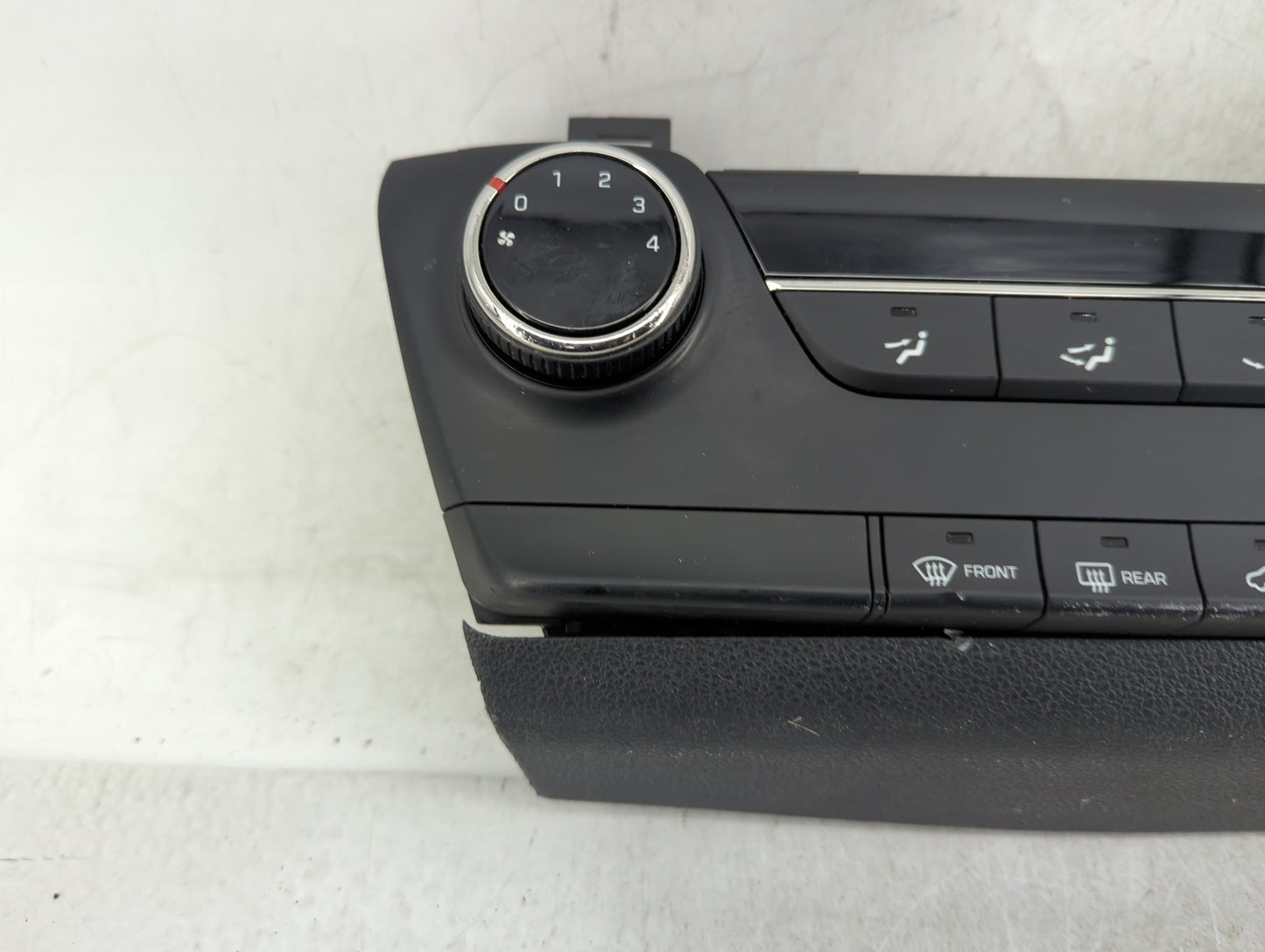 2016-2018 Hyundai Tucson Climate Control Module Temperature AC/Heater Replacement Fits Fits 2016 2017 2018 OEM Used Auto Par