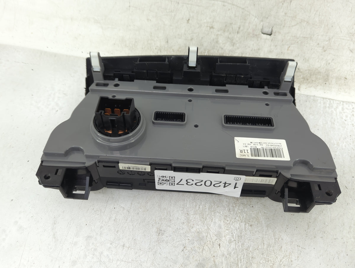 2016-2018 Hyundai Tucson Climate Control Module Temperature AC/Heater Replacement Fits Fits 2016 2017 2018 OEM Used Auto Par
