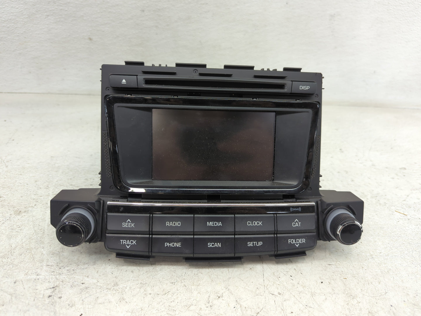 2016-2017 Hyundai Tucson Radio AM FM Cd Player Receiver Replacement P/N:96180-D31004X Fits Fits 2016 2017 OEM Used Auto Part