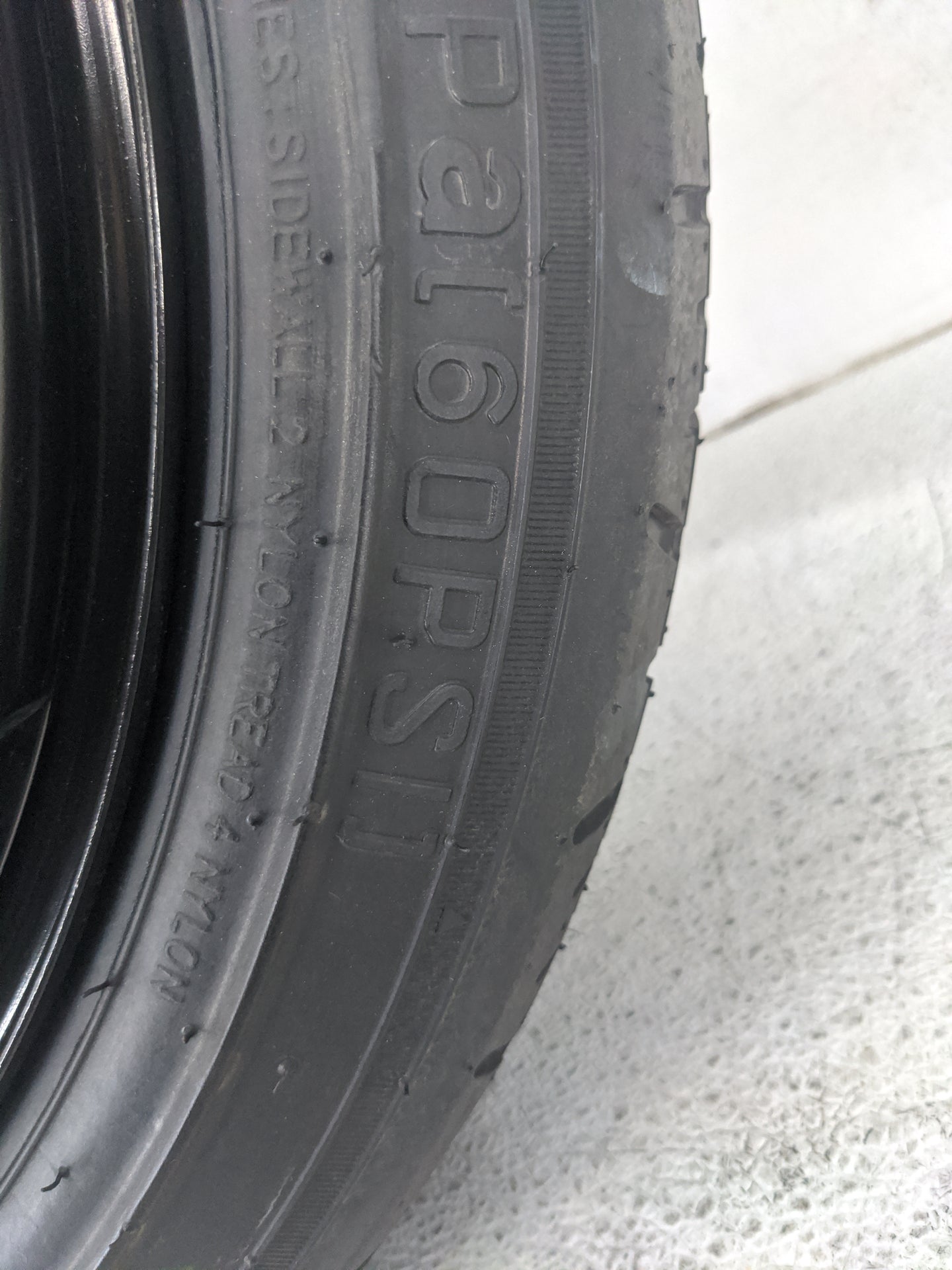 2016-2021 Hyundai Tucson Spare Donut Tire Wheel Rim Oem 1420792 - Oemusedautoparts1.com