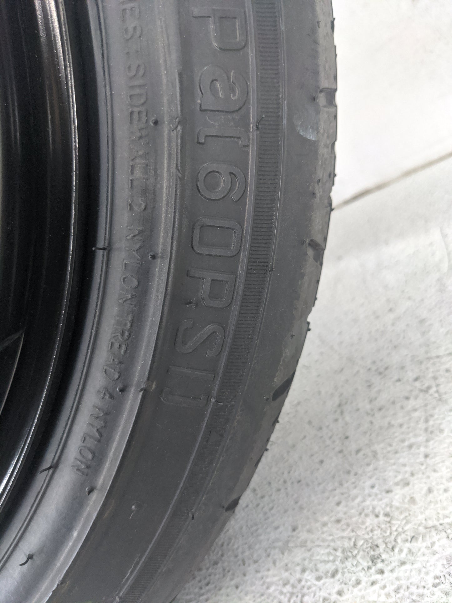 2016-2021 Hyundai Tucson Spare Donut Tire Wheel Rim Oem 1420792 - Oemusedautoparts1.com