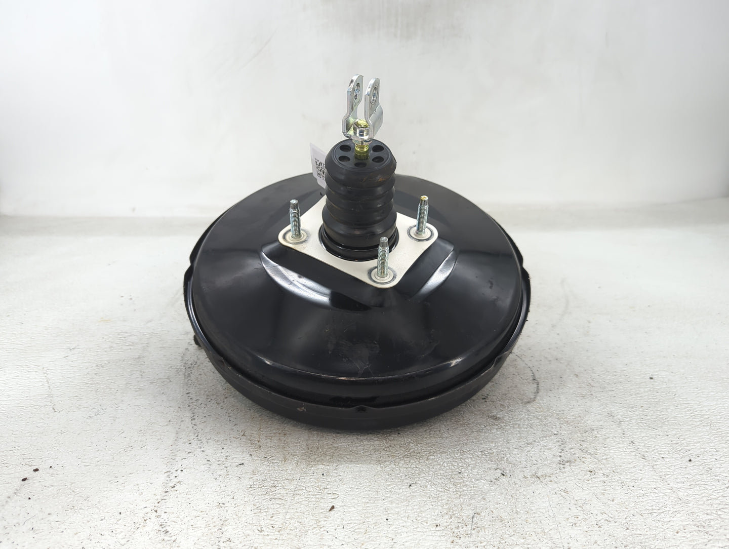 2016-2018 Hyundai Tucson Power Brake Booster Oem - Oemusedautoparts1.com