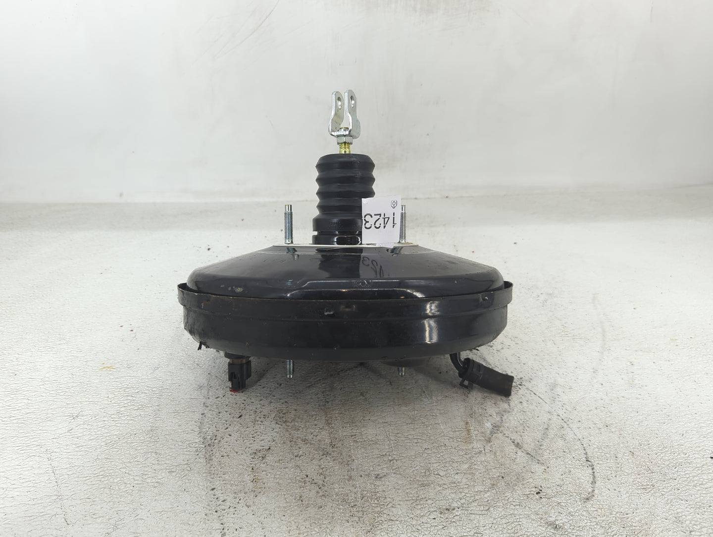 2016-2018 Hyundai Tucson Power Brake Booster Oem - Oemusedautoparts1.com