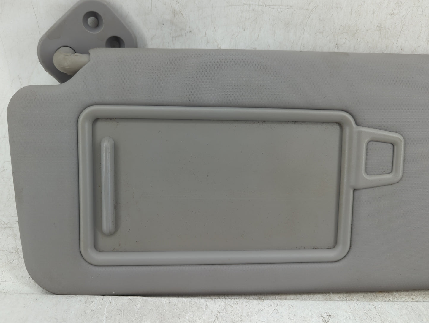 2016-2018 Hyundai Tucson Sun Visor Shade Replacement Driver Left Mirror Fits Fits 2016 2017 2018 OEM Used Auto Parts - Oemus