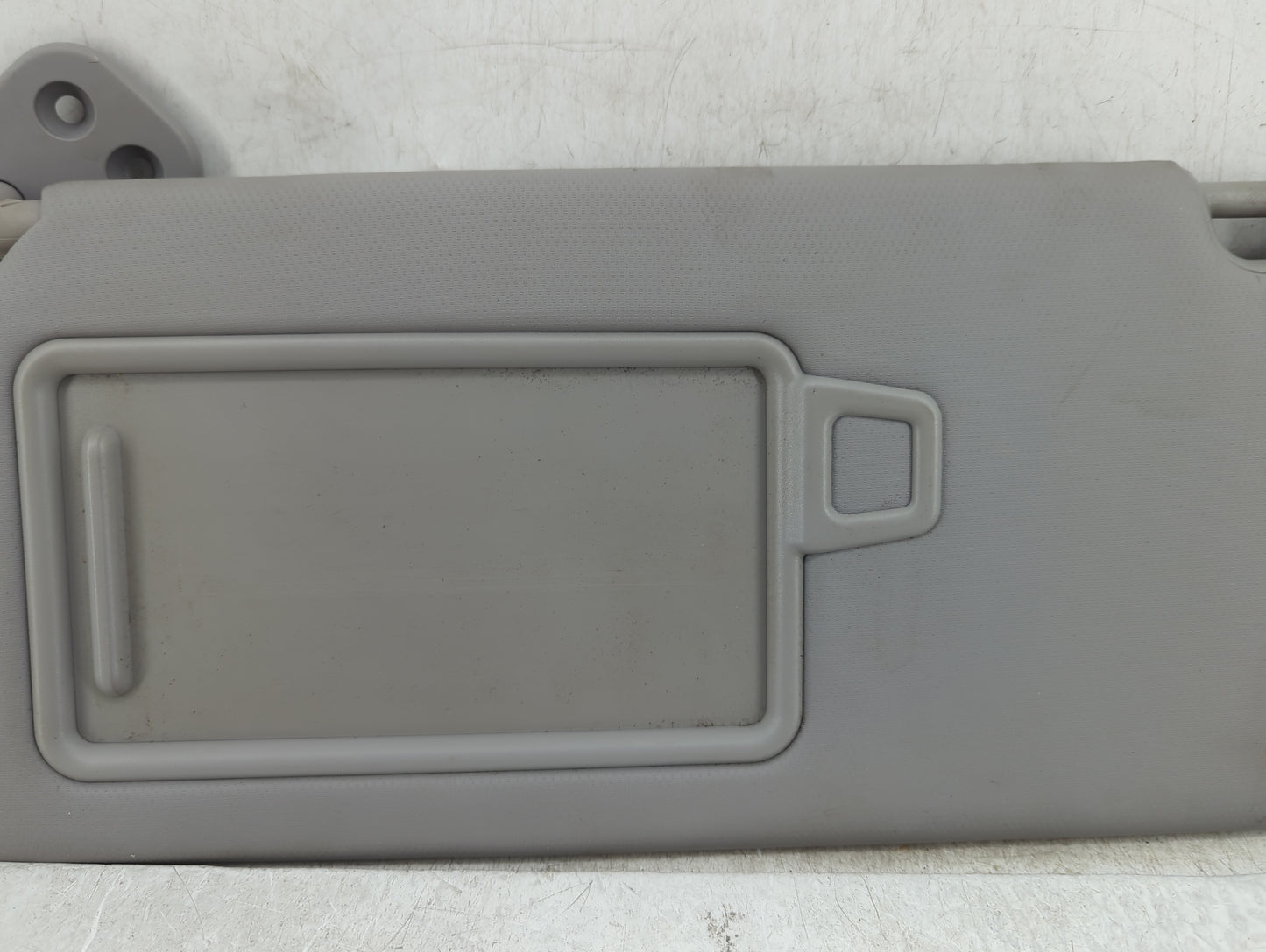 2016-2018 Hyundai Tucson Sun Visor Shade Replacement Driver Left Mirror Fits Fits 2016 2017 2018 OEM Used Auto Parts - Oemus
