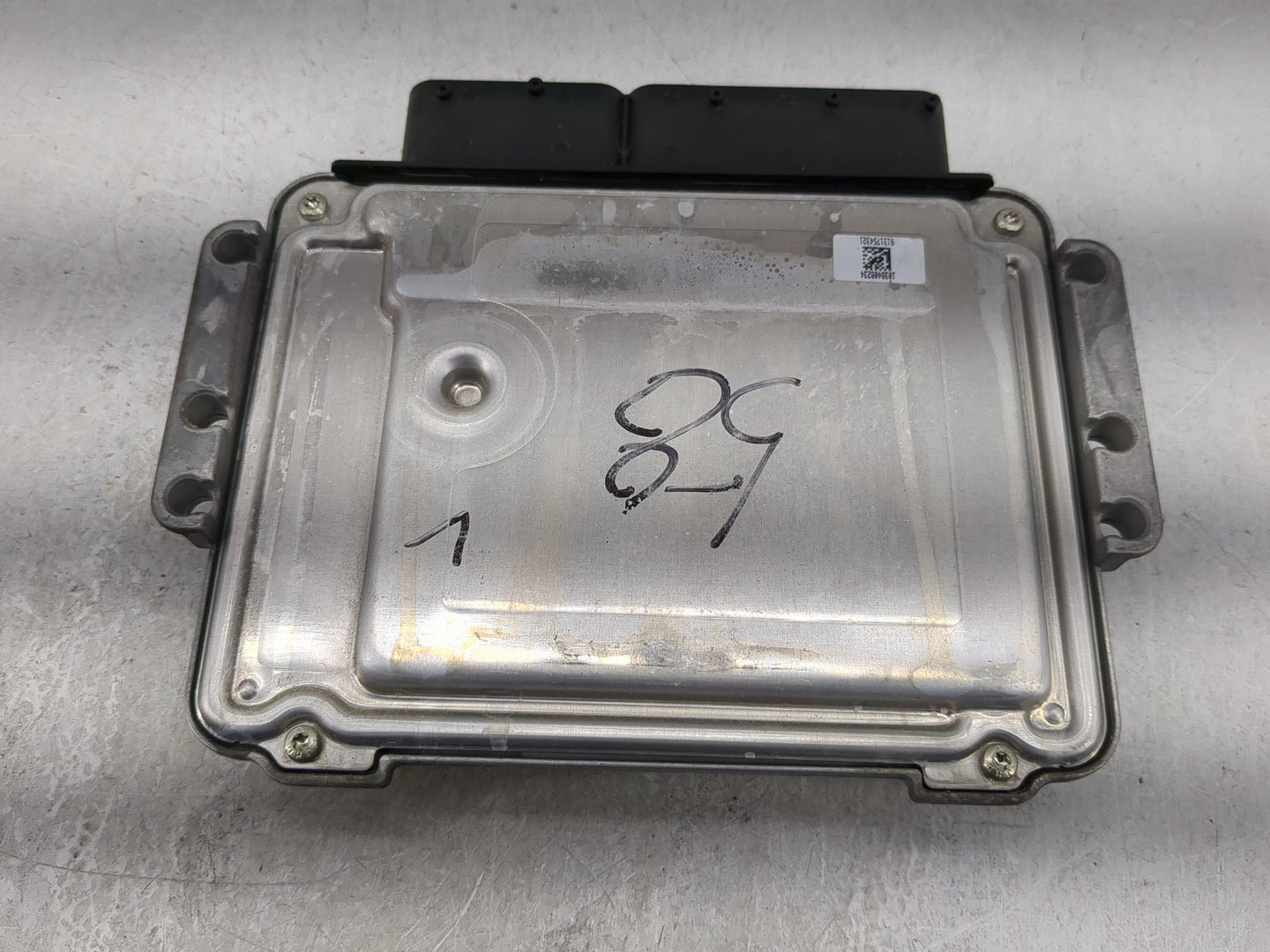 2016-2018 Hyundai Tucson PCM Engine Control Computer ECU ECM PCU OEM P/N:39175-2BTA5 Fits Fits 2016 2017 2018 OEM Used Auto 