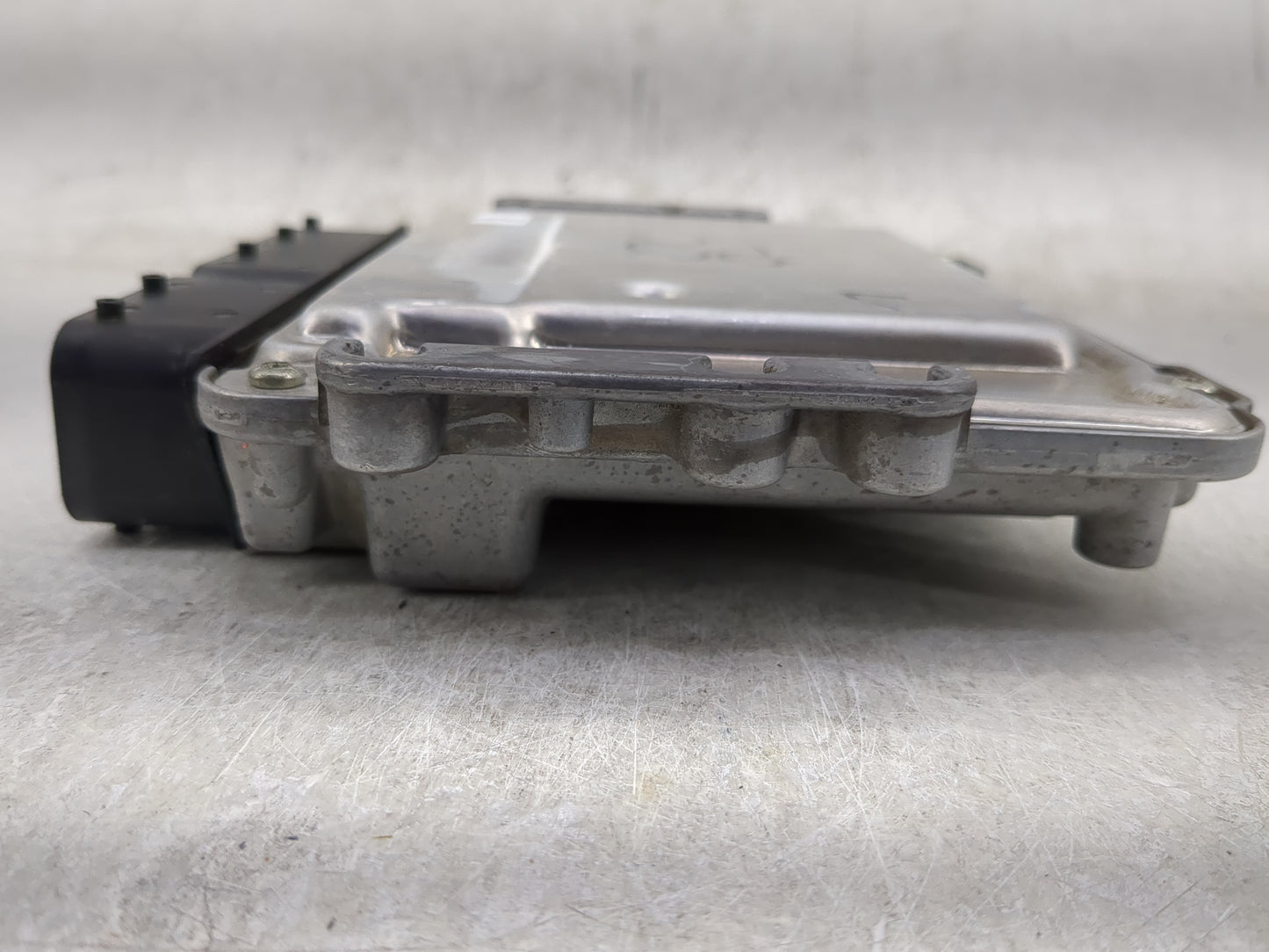 2016-2018 Hyundai Tucson PCM Engine Control Computer ECU ECM PCU OEM P/N:39175-2BTA5 Fits Fits 2016 2017 2018 OEM Used Auto 