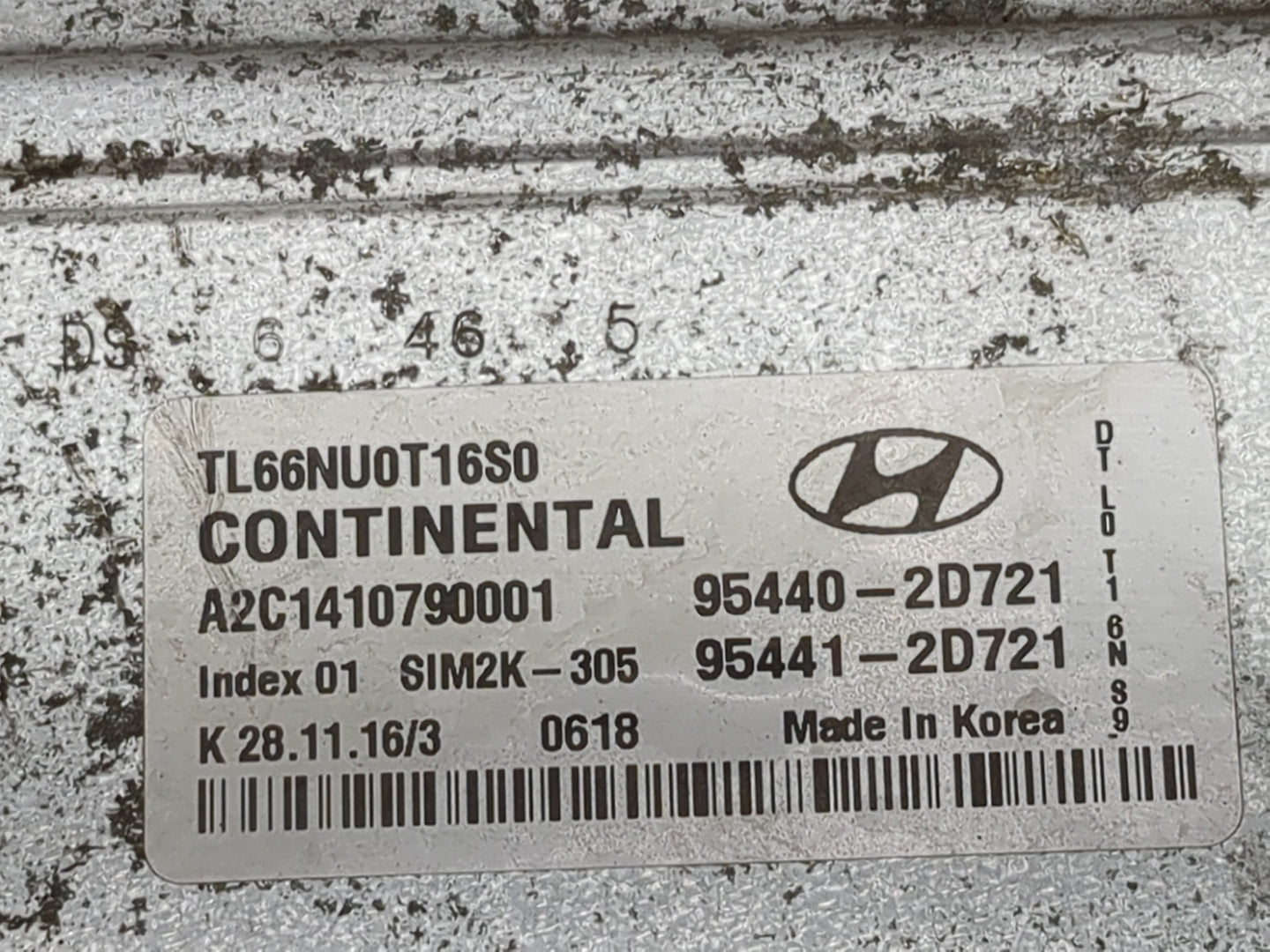 2016-2018 Hyundai Tucson PCM Engine Control Computer ECU ECM PCU OEM P/N:95441-2D721 Fits Fits 2016 2017 2018 OEM Used Auto 
