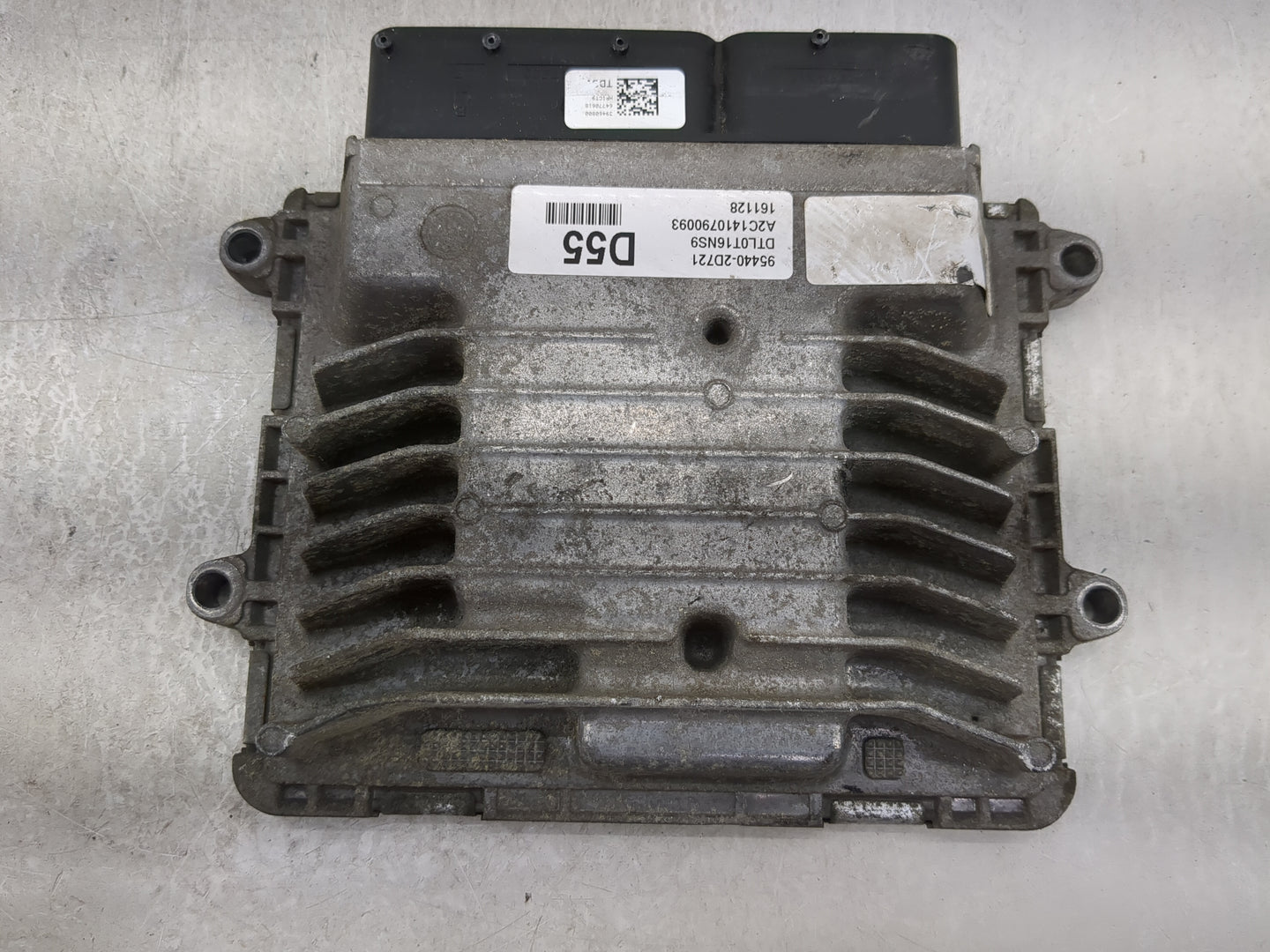 2016-2018 Hyundai Tucson PCM Engine Control Computer ECU ECM PCU OEM P/N:95441-2D721 Fits Fits 2016 2017 2018 OEM Used Auto 