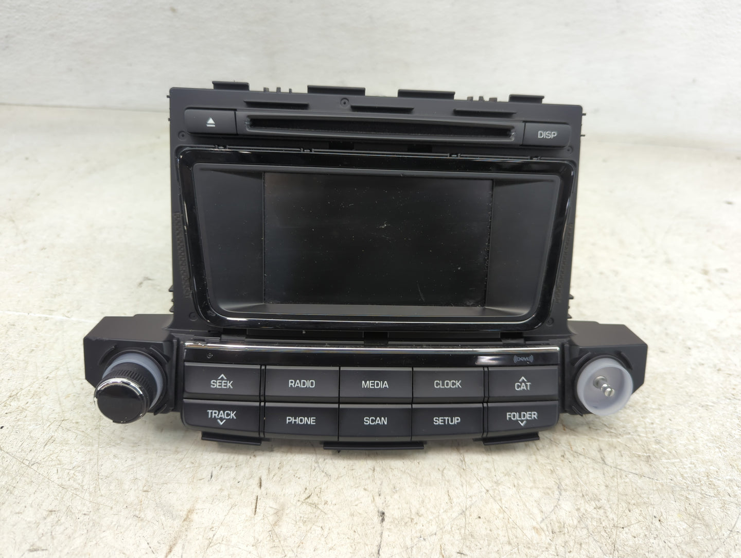 2016-2017 Hyundai Tucson Radio AM FM Cd Player Receiver Replacement P/N:96180-D31004X Fits Fits 2016 2017 OEM Used Auto Part