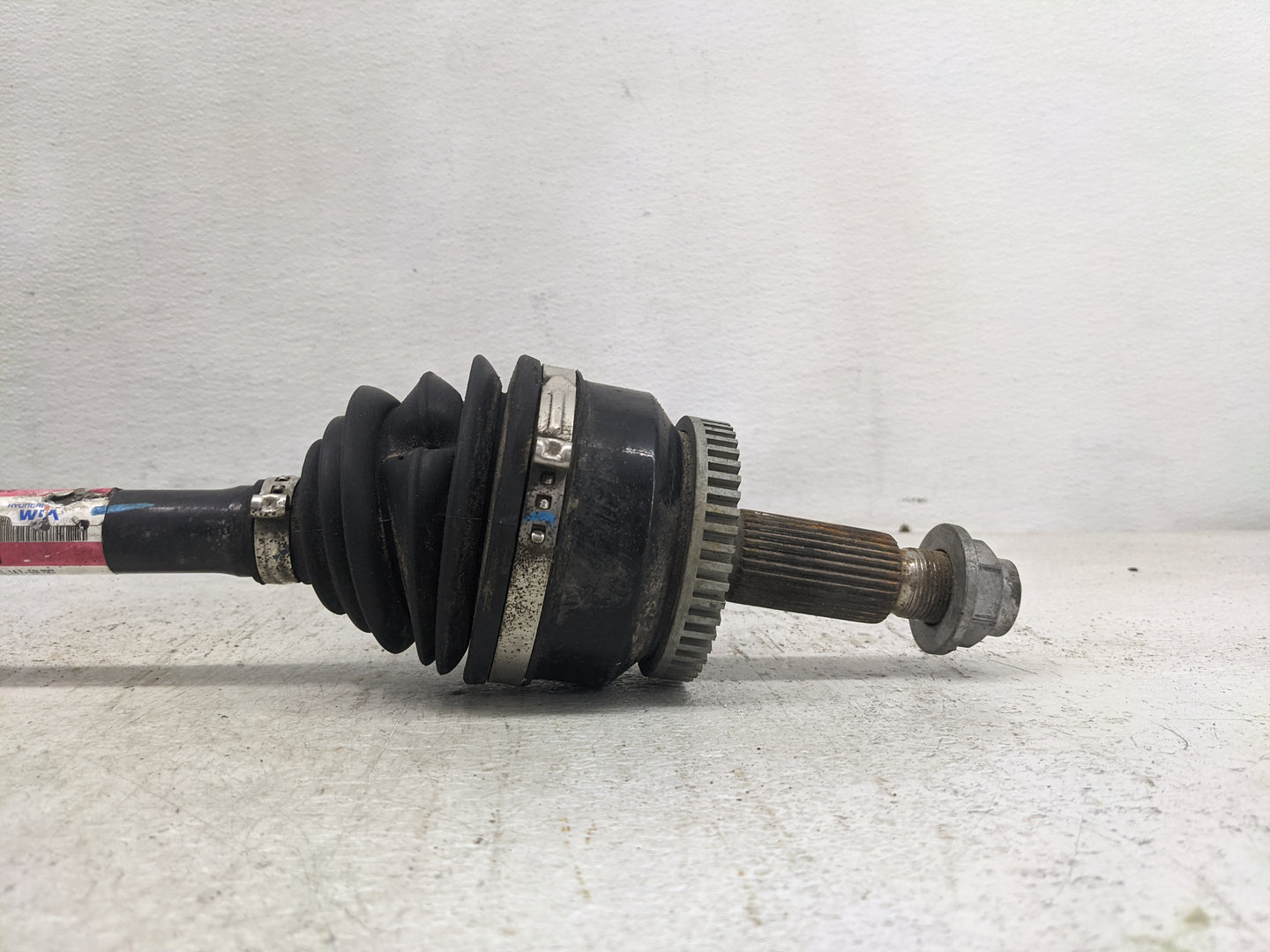 2016-2018 Hyundai Tucson Axle Shaft Front Driver Cv C/v - Oemusedautoparts1.com