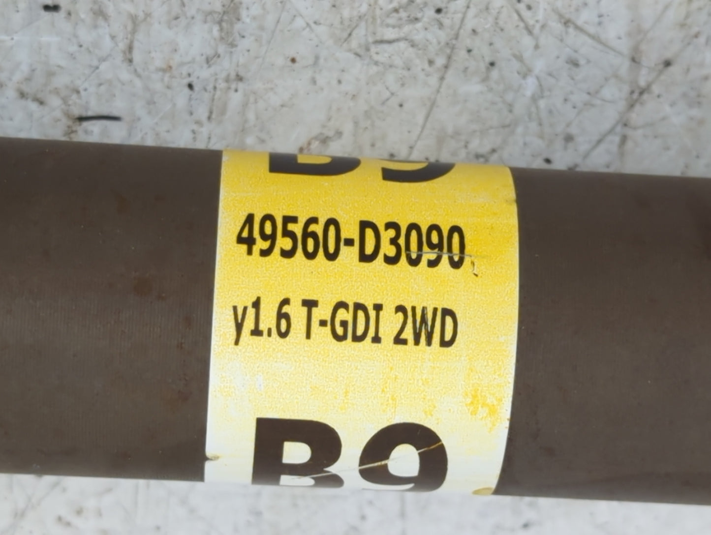 2016-2018 Hyundai Tucson Axle Shaft Front Passenger Cv C/v - Oemusedautoparts1.com