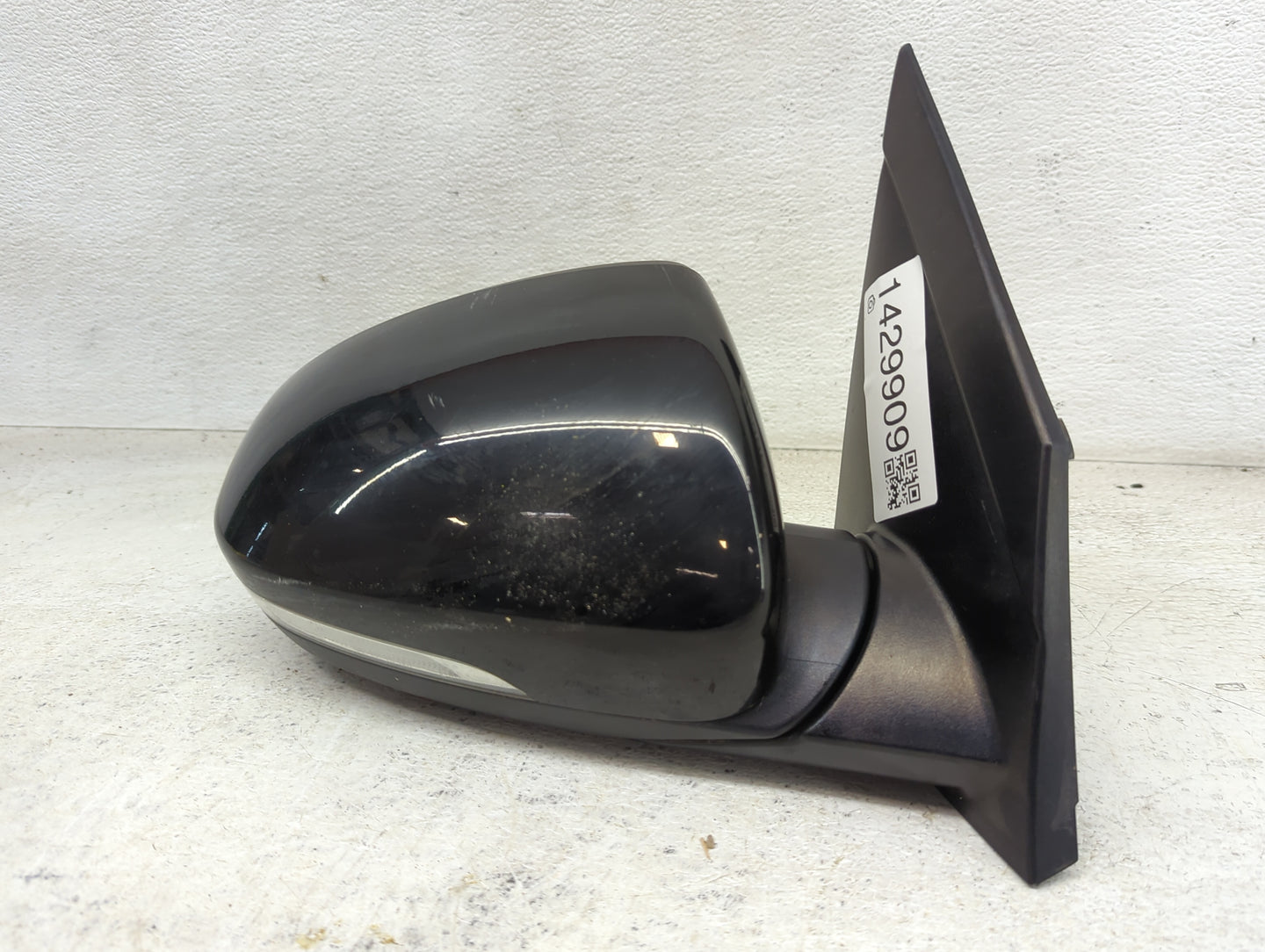 2016-2018 Hyundai Tucson Passenger Side View Mirror - Right Door Mirror OEM Used - Oemusedautoparts1.com