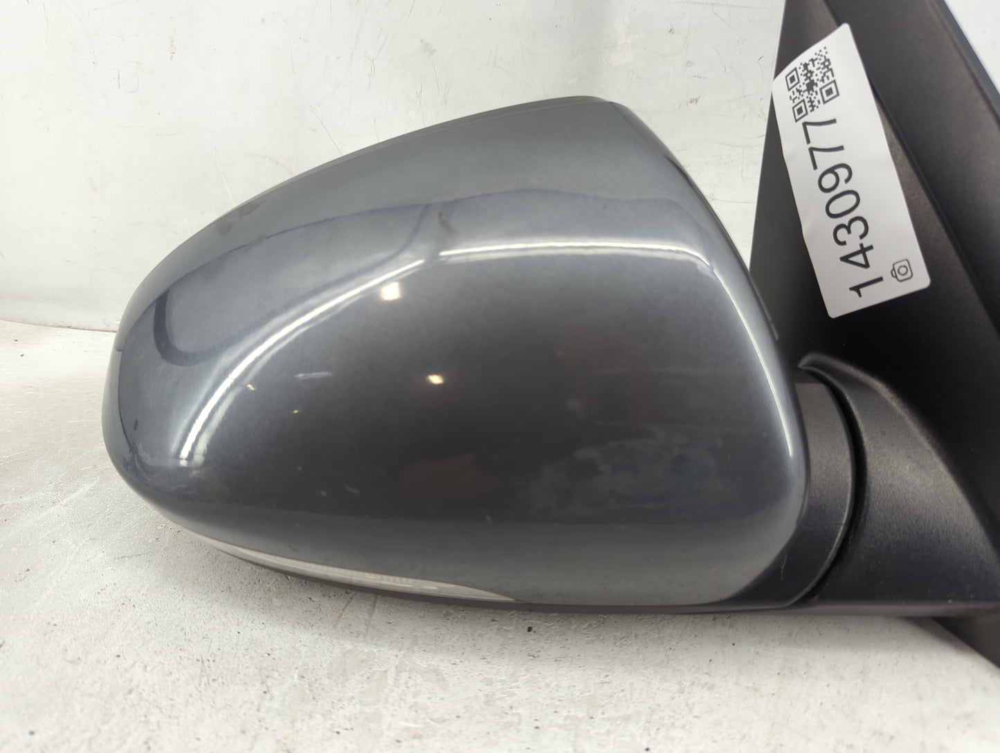 2016-2018 Hyundai Tucson Passenger Side View Mirror - Right Door Mirror OEM Used - Oemusedautoparts1.com