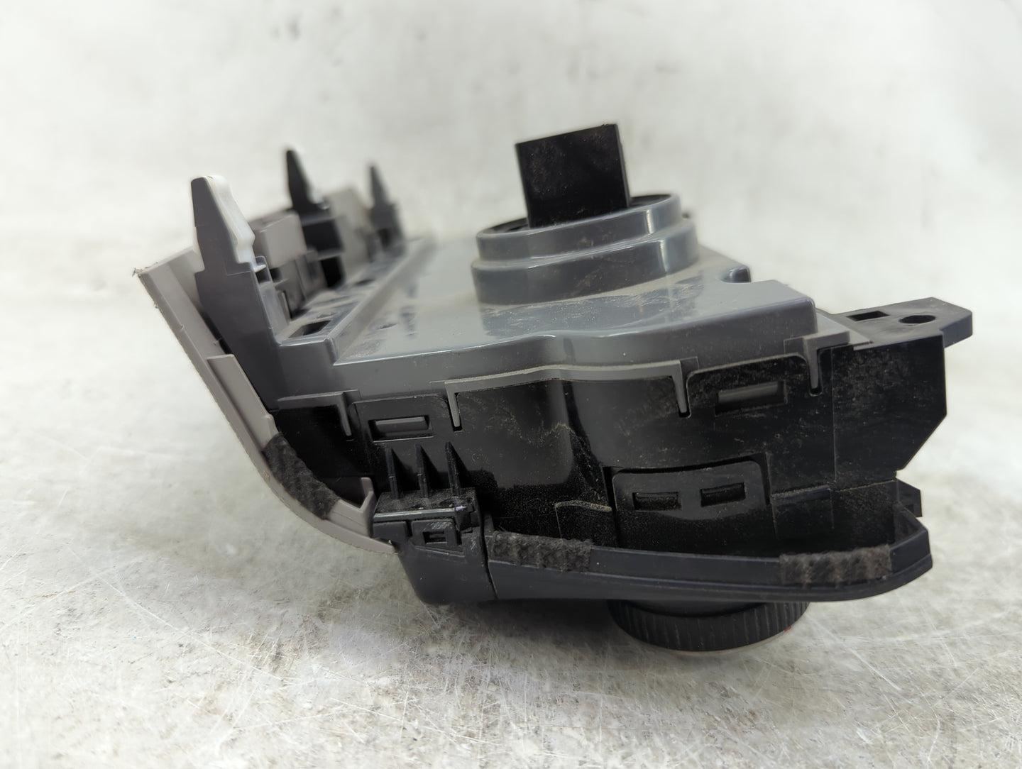 2016-2018 Hyundai Tucson Climate Control Module Temperature AC/Heater Replacement P/N:97250-D3131-TGG Fits Fits 2016 2017 20