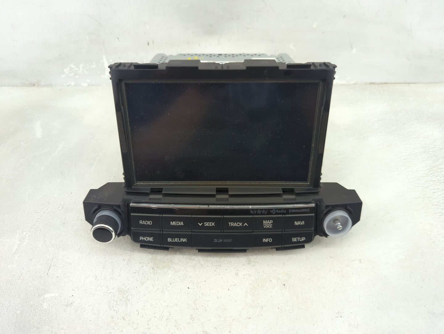 2017-2018 Hyundai Tucson Radio AM FM Cd Player Receiver Replacement P/N:96560-D33304X Fits Fits 2017 2018 OEM Used Auto Part