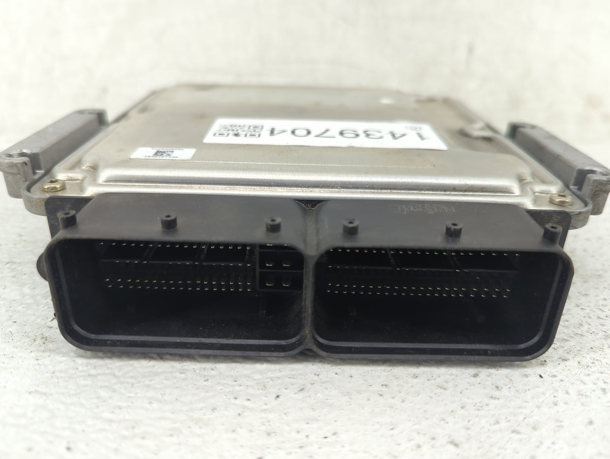 2016-2018 Hyundai Tucson PCM Engine Control Computer ECU ECM PCU OEM P/N:39133-2ETA4 0261S18061 Fits 2016 2017 2018 OEM Used