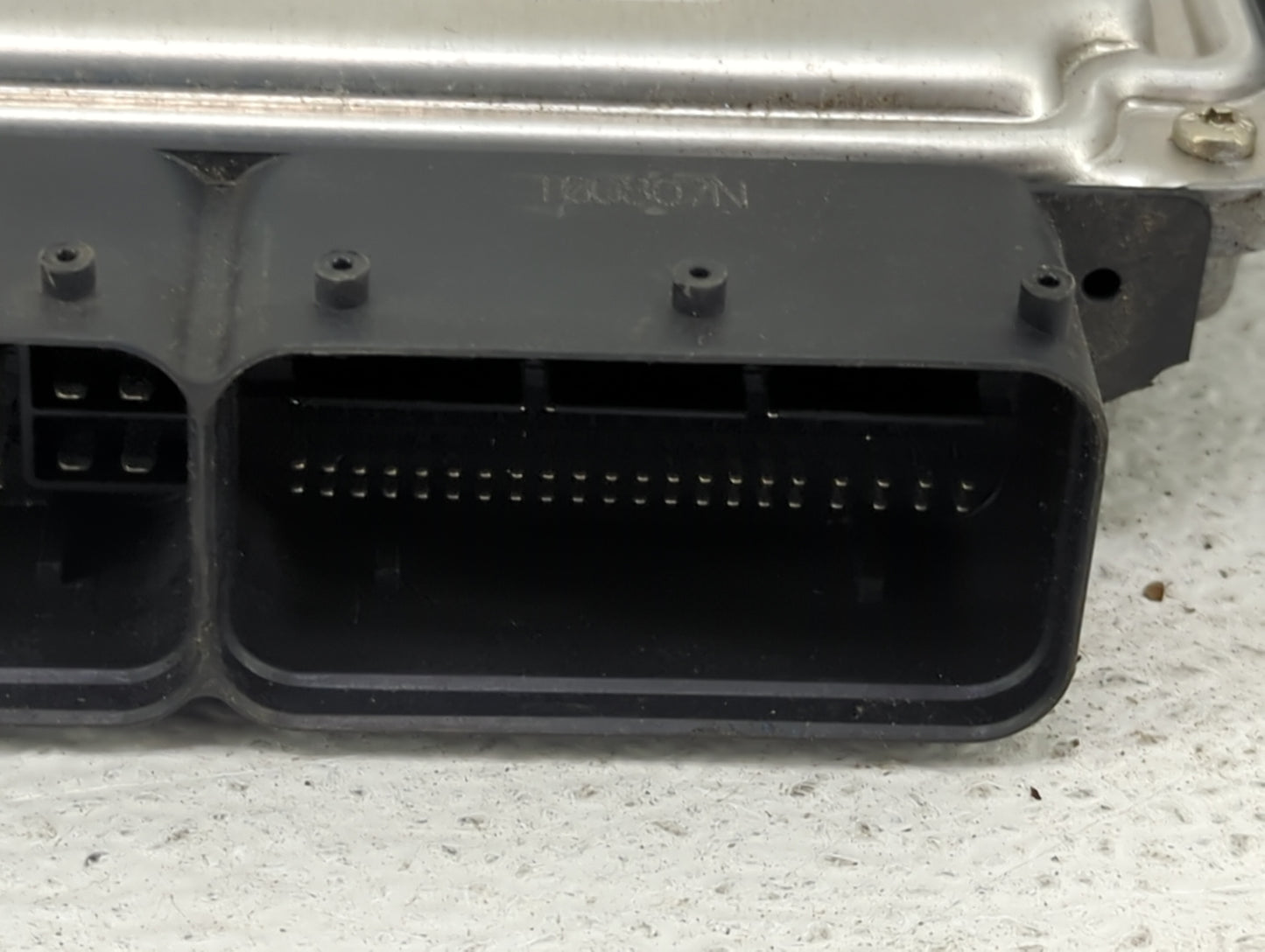 2016-2018 Hyundai Tucson PCM Engine Control Computer ECU ECM PCU OEM P/N:39133-2ETA4 0261S18061 Fits Fits 2016 2017 2018 OEM