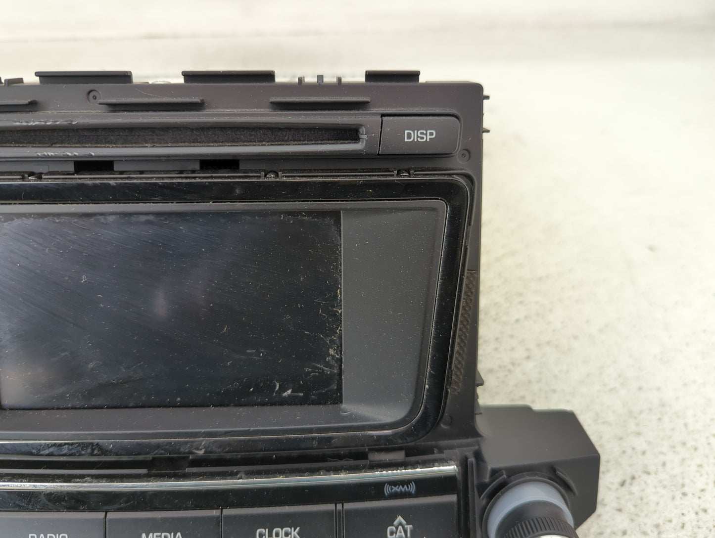 2016-2017 Hyundai Tucson Radio AM FM Cd Player Receiver Replacement P/N:96180-D31004X Fits Fits 2016 2017 OEM Used Auto Part