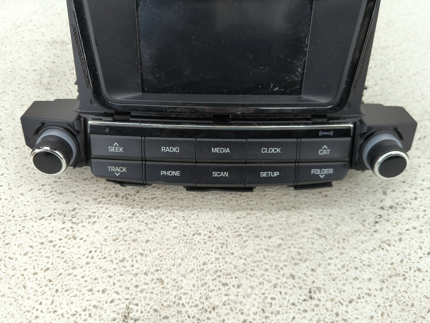 2016-2017 Hyundai Tucson Radio AM FM Cd Player Receiver Replacement P/N:96180-D31004X Fits Fits 2016 2017 OEM Used Auto Part