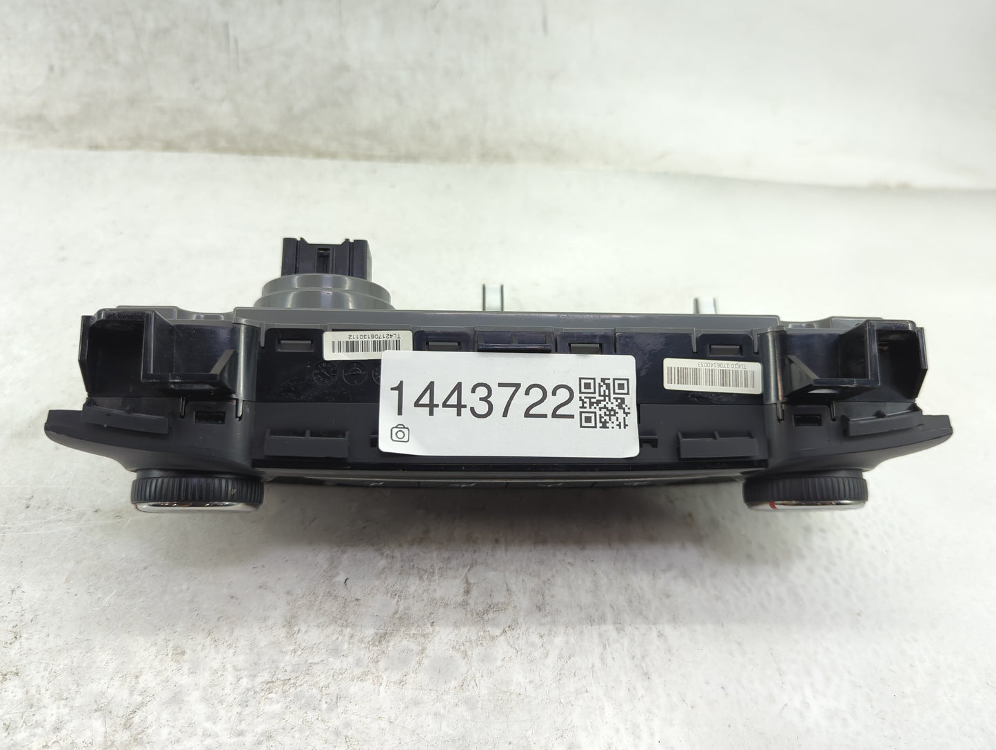 2016-2018 Hyundai Tucson Climate Control Module Temperature AC/Heater Replacement P/N:97250-D3131-TRY Fits Fits 2016 2017 20