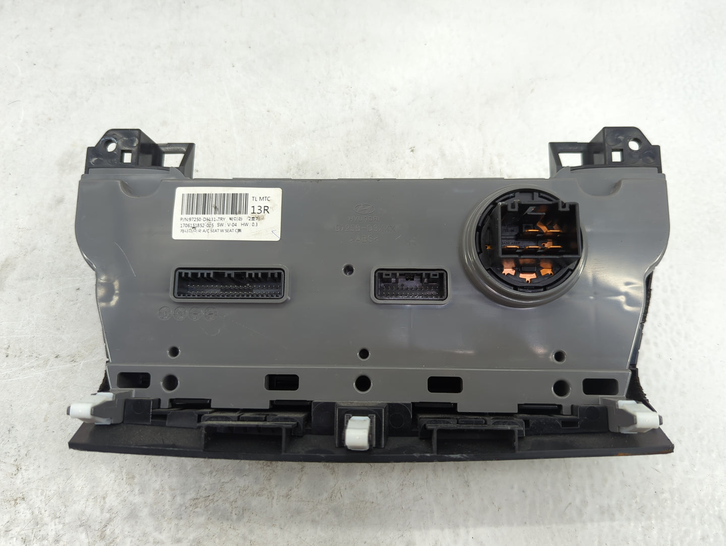 2016-2018 Hyundai Tucson Climate Control Module Temperature AC/Heater Replacement P/N:97250-D3131-TRY Fits Fits 2016 2017 20