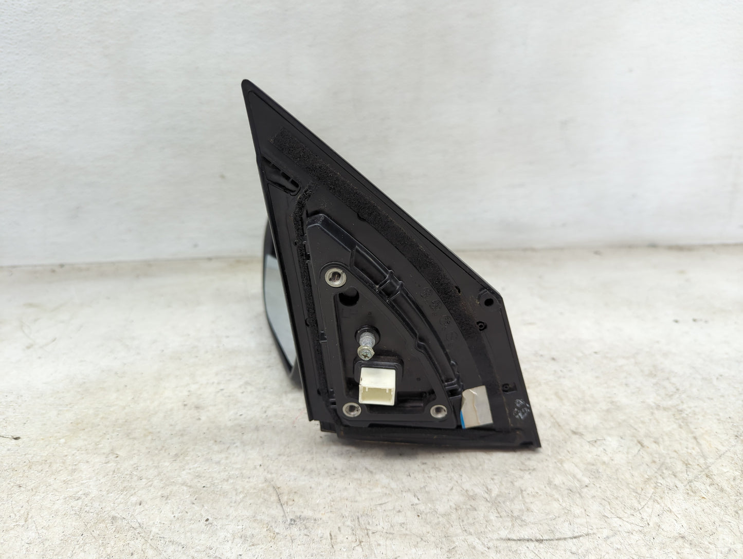 2016-2018 Hyundai Tucson Driver Side View Mirror - Left Door Mirror OEM Used - Oemusedautoparts1.com
