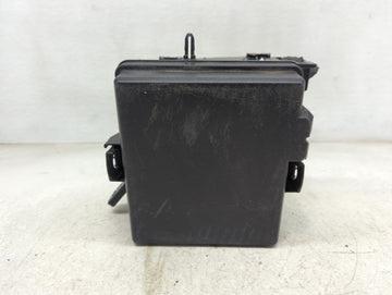 2016-2018 Hyundai Tucson Fusebox Fuse Box Panel Relay Module P/N:91950-D3230 MG666082, N91422-D3152-63 Fits Fits 2016 2017 2