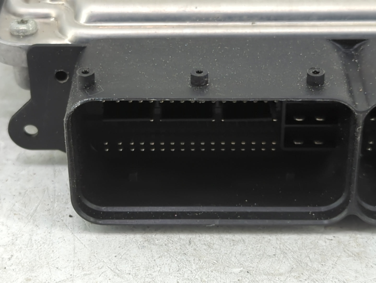 2016-2018 Hyundai Tucson PCM Engine Control Computer ECU ECM PCU OEM P/N:0261S18061 39133-2ETA4 Fits Fits 2016 2017 2018 OEM