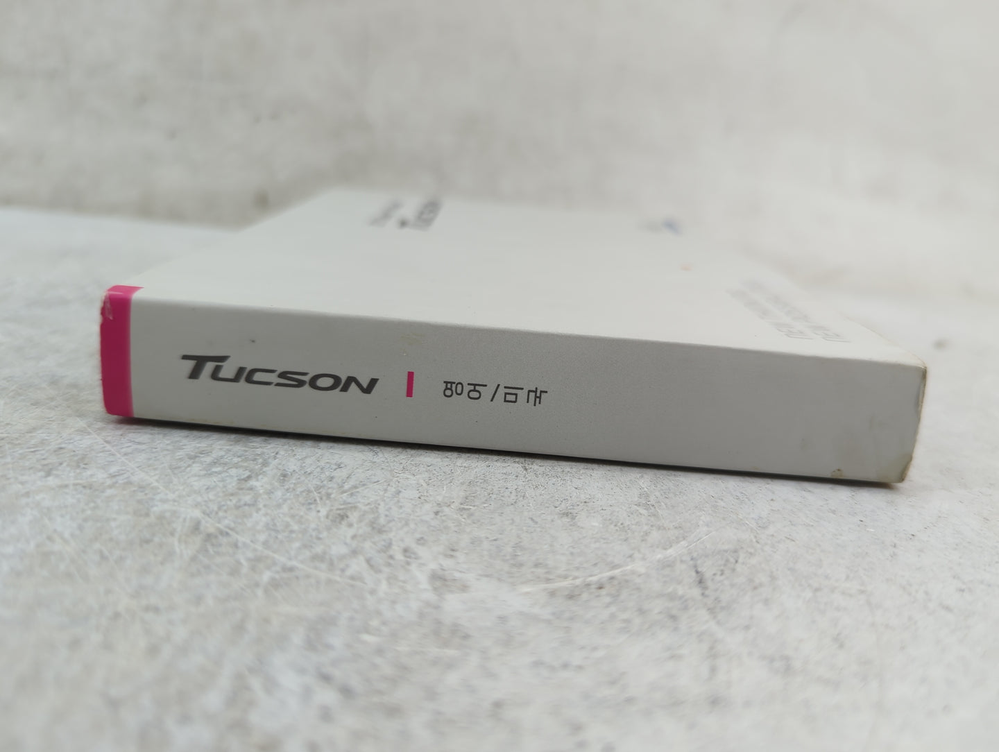 2017 Hyundai Tucson Owners Manual Book Guide P/N:HD30-EU65A OEM Used Auto Parts - Oemusedautoparts1.com