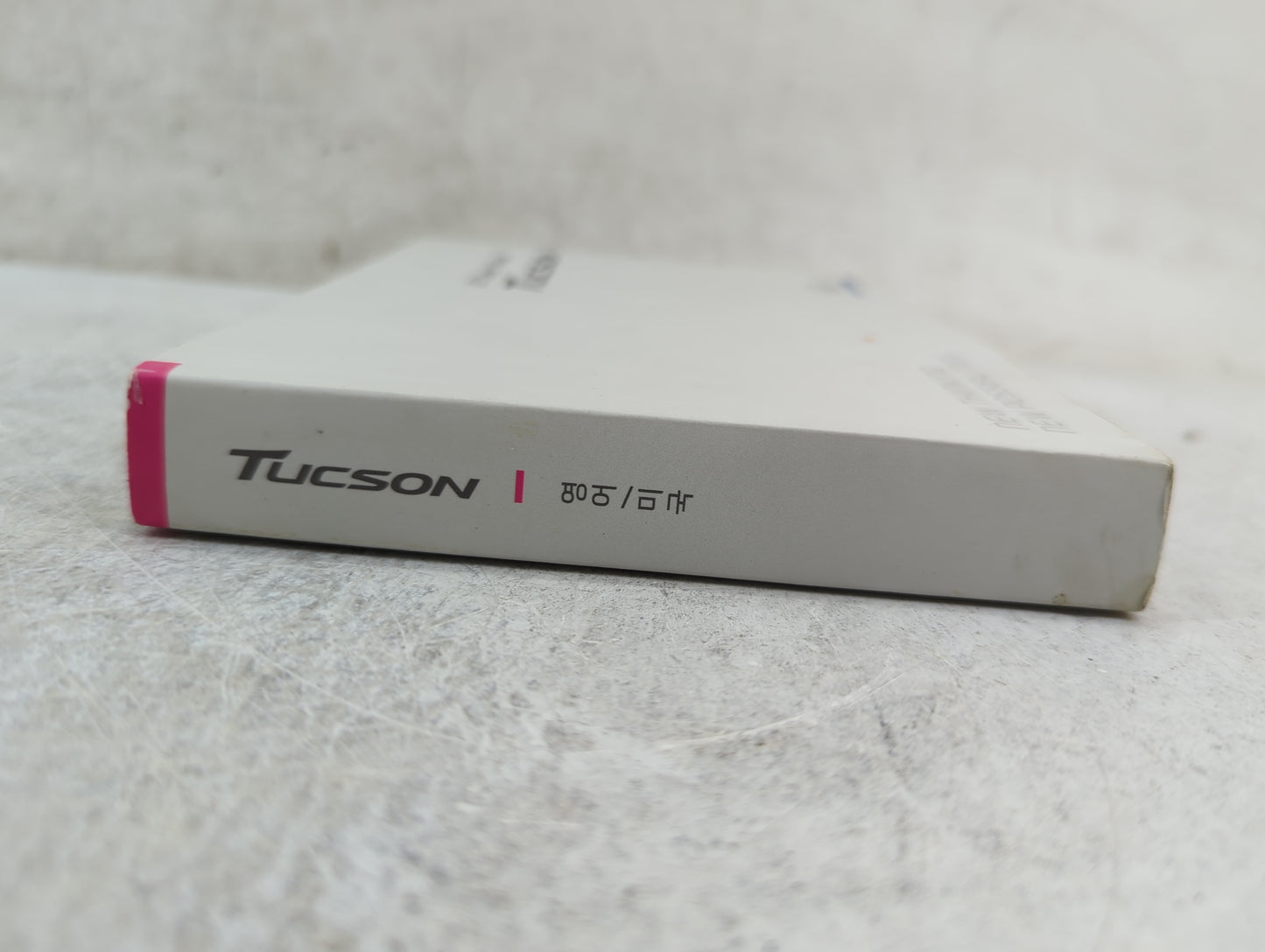 2017 Hyundai Tucson Owners Manual Book Guide P/N:HD30-EU65A OEM Used Auto Parts - Oemusedautoparts1.com