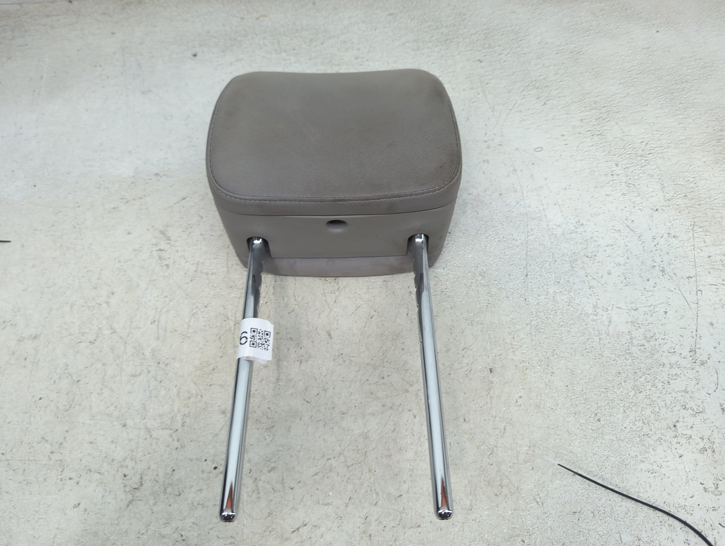 2016-2018 Hyundai Tucson Headrest Head Rest Front Driver Passenger Seat Fits Fits 2016 2017 2018 OEM Used Auto Parts - Oemus