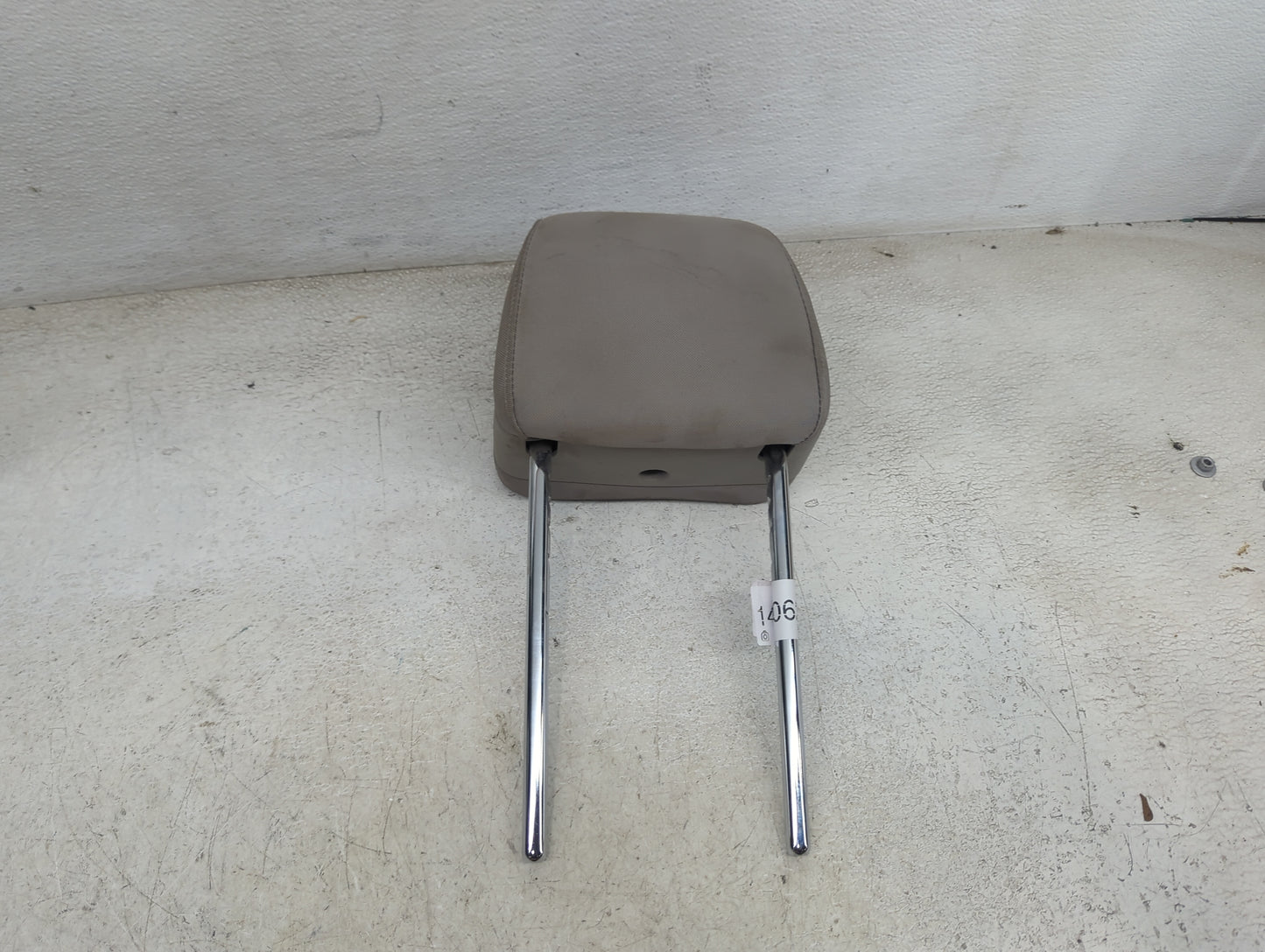 2016-2018 Hyundai Tucson Headrest Head Rest Front Driver Passenger Seat Fits Fits 2016 2017 2018 OEM Used Auto Parts - Oemus