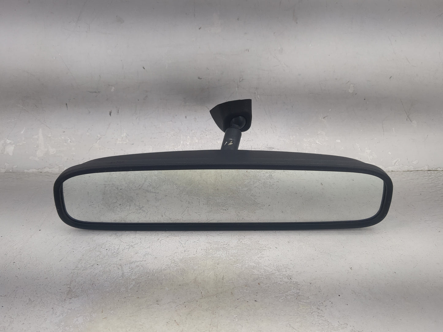 2009-2022 Hyundai Tucson Interior Rear View Mirror Replacement OEM P/N:404396 Fits OEM Used Auto Parts - Oemusedautoparts1.c