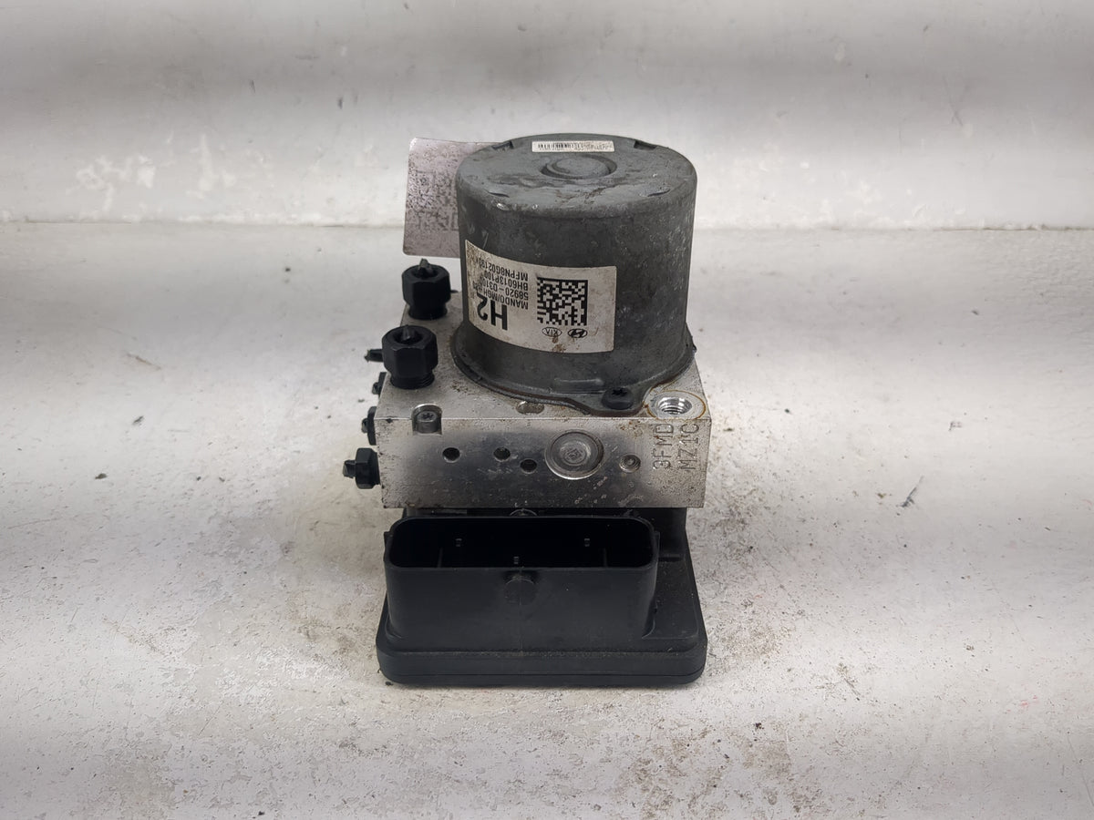 2016-2018 Hyundai Tucson Anti-Lock Brake ABS Pump Module Actuator OEM P/N:58920-D3100 BH6013P100 Fits Fits 2016 2017 2018 OE