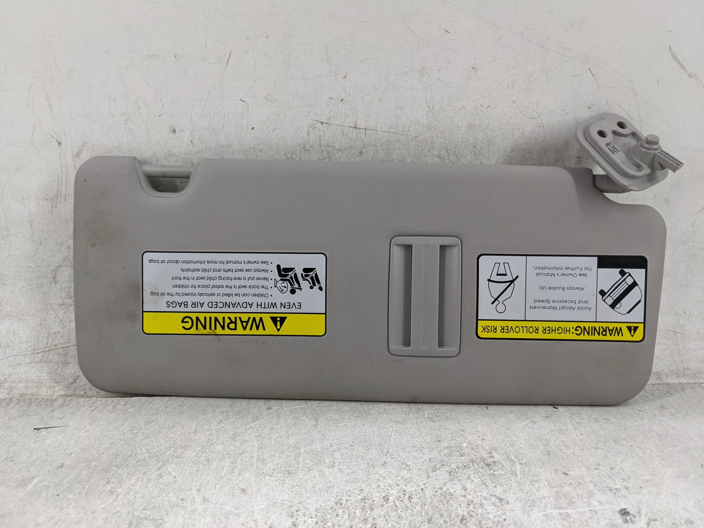 2016-2018 Hyundai Tucson Sun Visor Shade Replacement Driver Left Mirror Fits Fits 2016 2017 2018 OEM Used Auto Parts - Oemus