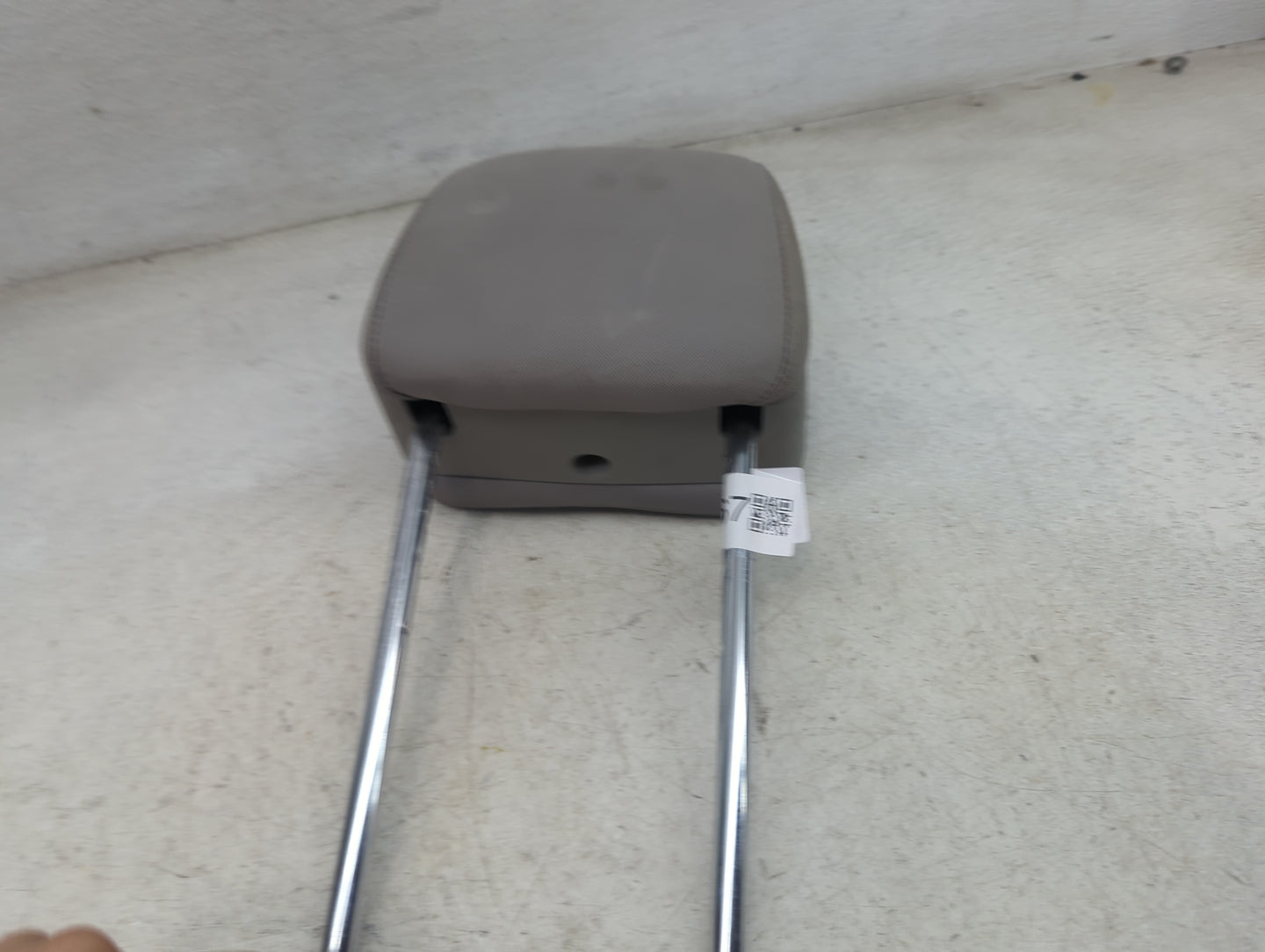 2017 Hyundai Tucson Headrest Head Rest Front Driver Seat Tan - Oemusedautoparts1.com