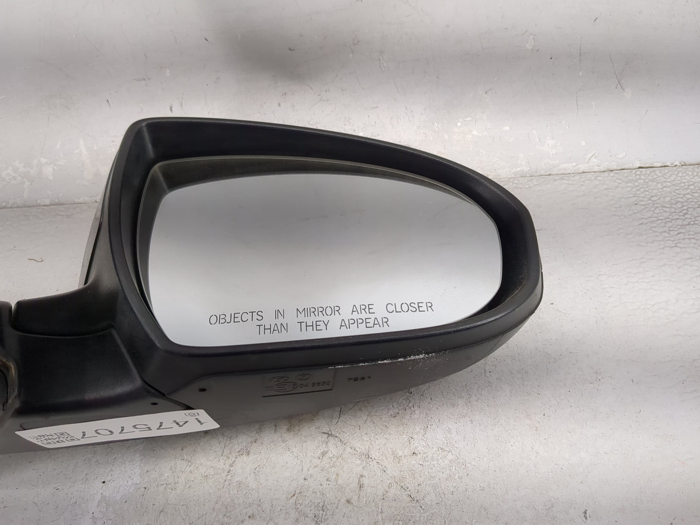 2016-2018 Hyundai Tucson Passenger Side View Mirror - Right Door Mirror OEM Used - Oemusedautoparts1.com
