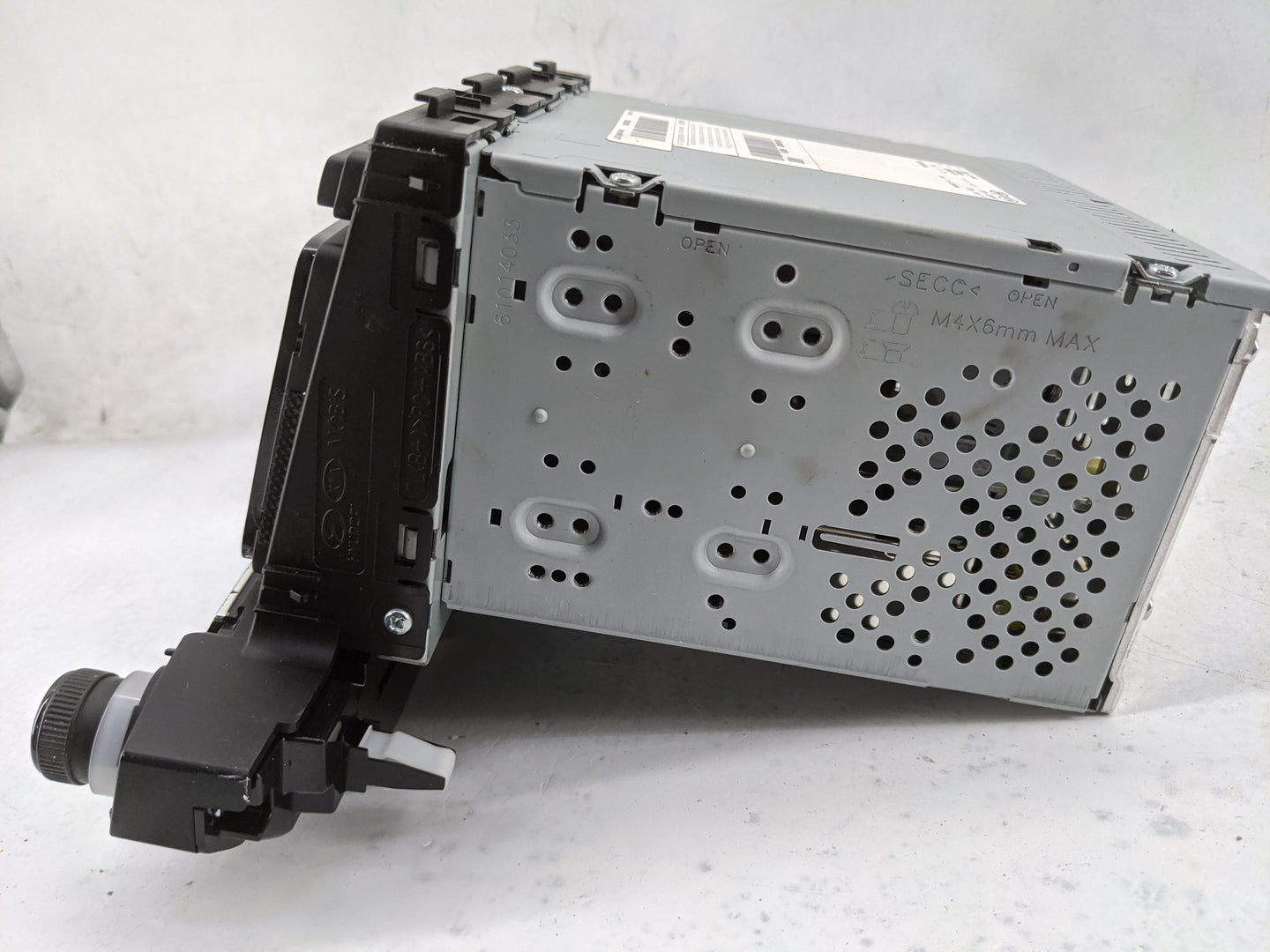 2016-2017 Hyundai Tucson Radio AM FM Cd Player Receiver Replacement P/N:96180-D31004X AC1B9D3AN, TQ8-AC1B9D3AN Fits Fits 201