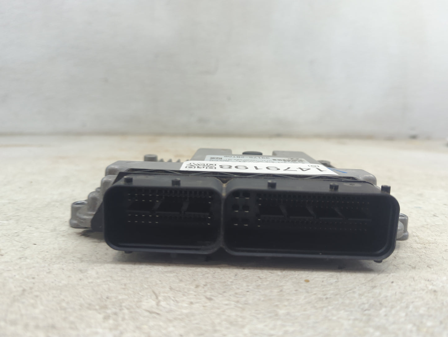 2016-2018 Hyundai Tucson PCM Engine Control Computer ECU ECM PCU OEM P/N:39175-2BTA6 0261517915 Fits Fits 2016 2017 2018 OEM