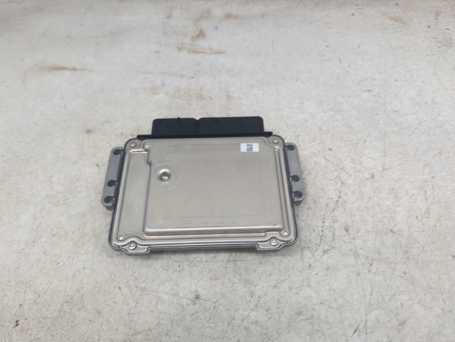 2016-2018 Hyundai Tucson PCM Engine Control Computer ECU ECM PCU OEM P/N:39175-2BTA6 0261517915 Fits Fits 2016 2017 2018 OEM