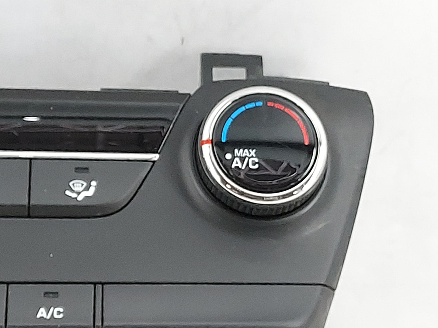 2016-2018 Hyundai Tucson Climate Control Module Temperature AC/Heater Replacement P/N:97250-D3111 Fits Fits 2016 2017 2018 O