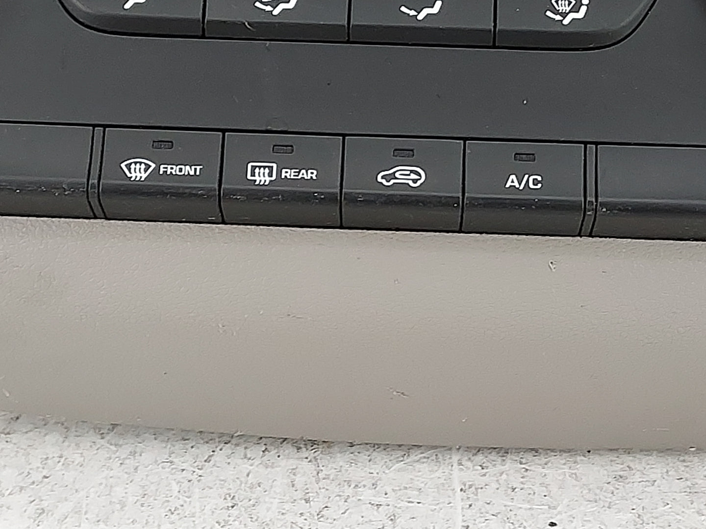 2016-2018 Hyundai Tucson Climate Control Module Temperature AC/Heater Replacement P/N:97250-D3111 Fits Fits 2016 2017 2018 O