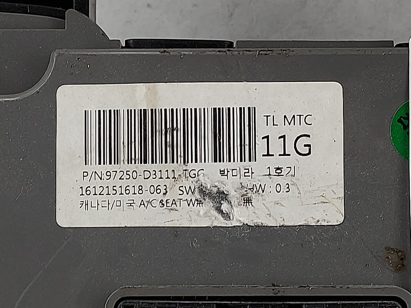 2016-2018 Hyundai Tucson Climate Control Module Temperature AC/Heater Replacement P/N:97250-D3111 Fits Fits 2016 2017 2018 O