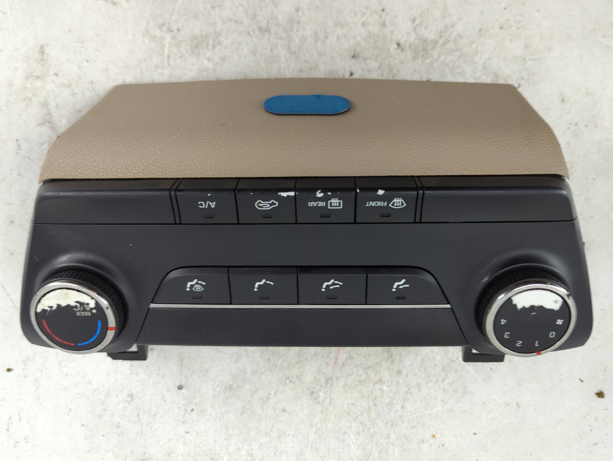 2016-2018 Hyundai Tucson Climate Control Module Temperature AC/Heater Replacement P/N:97250-D3111-YAK 1609011730-001 Fits OE