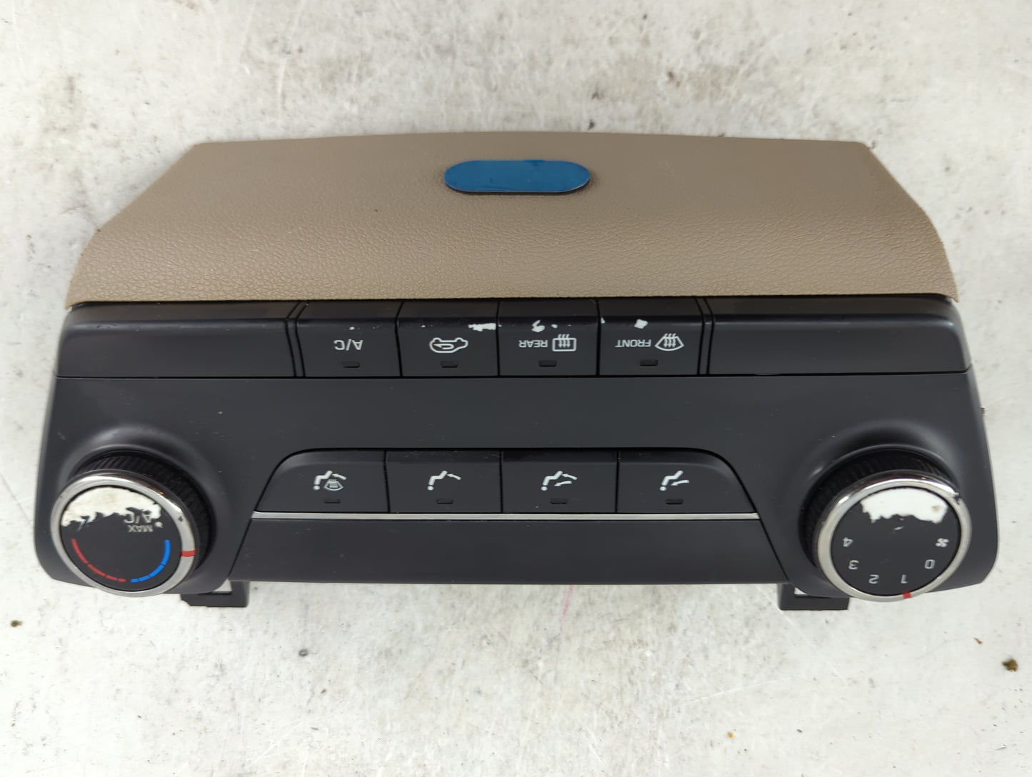 2016-2018 Hyundai Tucson Climate Control Module Temperature AC/Heater Replacement P/N:97250-D3111-YAK 1609011730-001 Fits OE