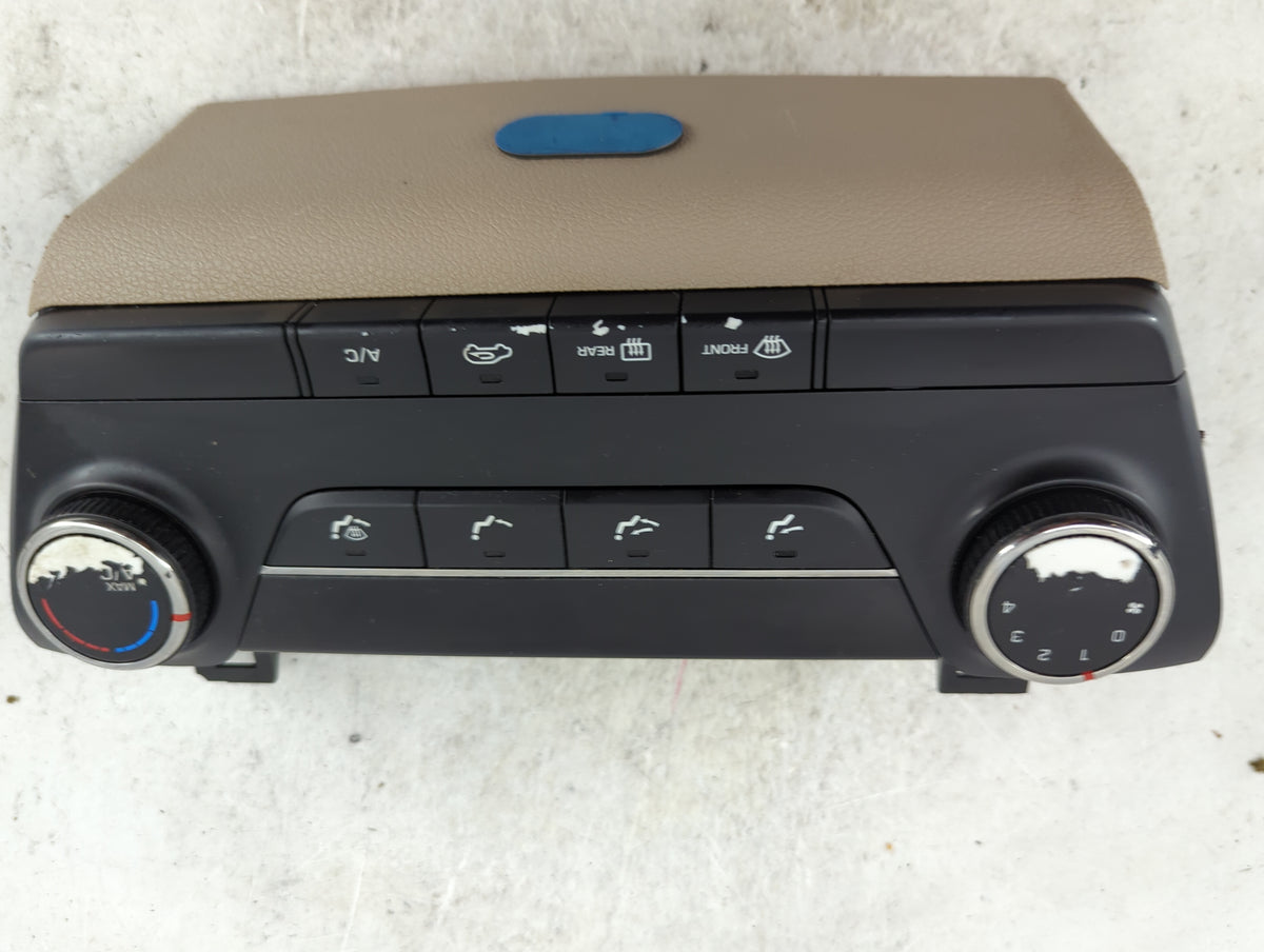 2016-2018 Hyundai Tucson Climate Control Module Temperature AC/Heater Replacement P/N:97250-D3111-YAK 1609011730-001 Fits OE