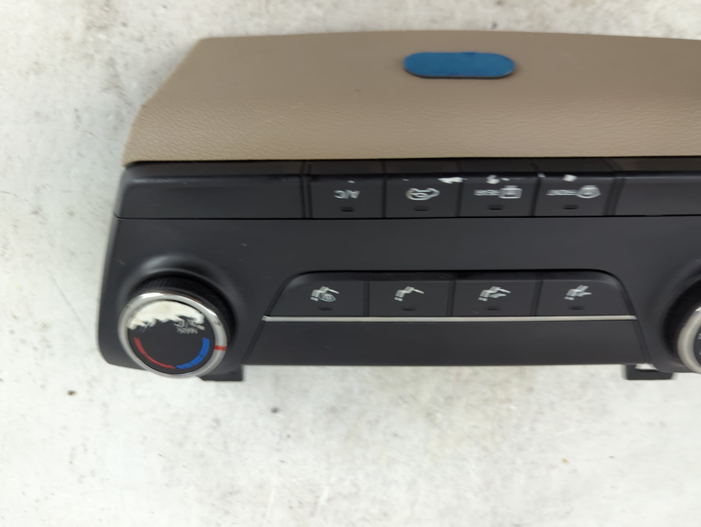 2016-2018 Hyundai Tucson Climate Control Module Temperature AC/Heater Replacement P/N:97250-D3111-YAK 1609011730-001 Fits OE